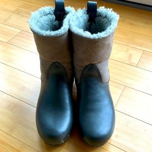 Sven’s Clogs shearling boots